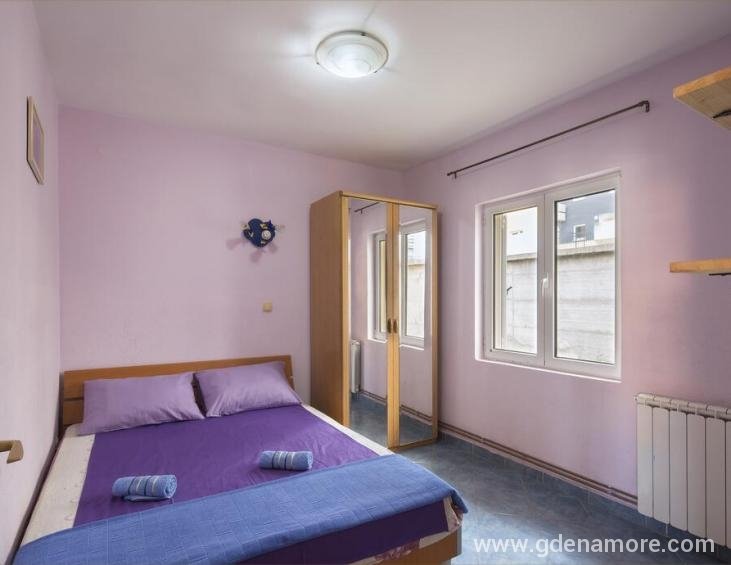 aparman plavi 6